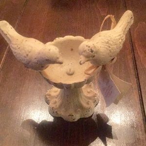 Heavy metal small bird bath